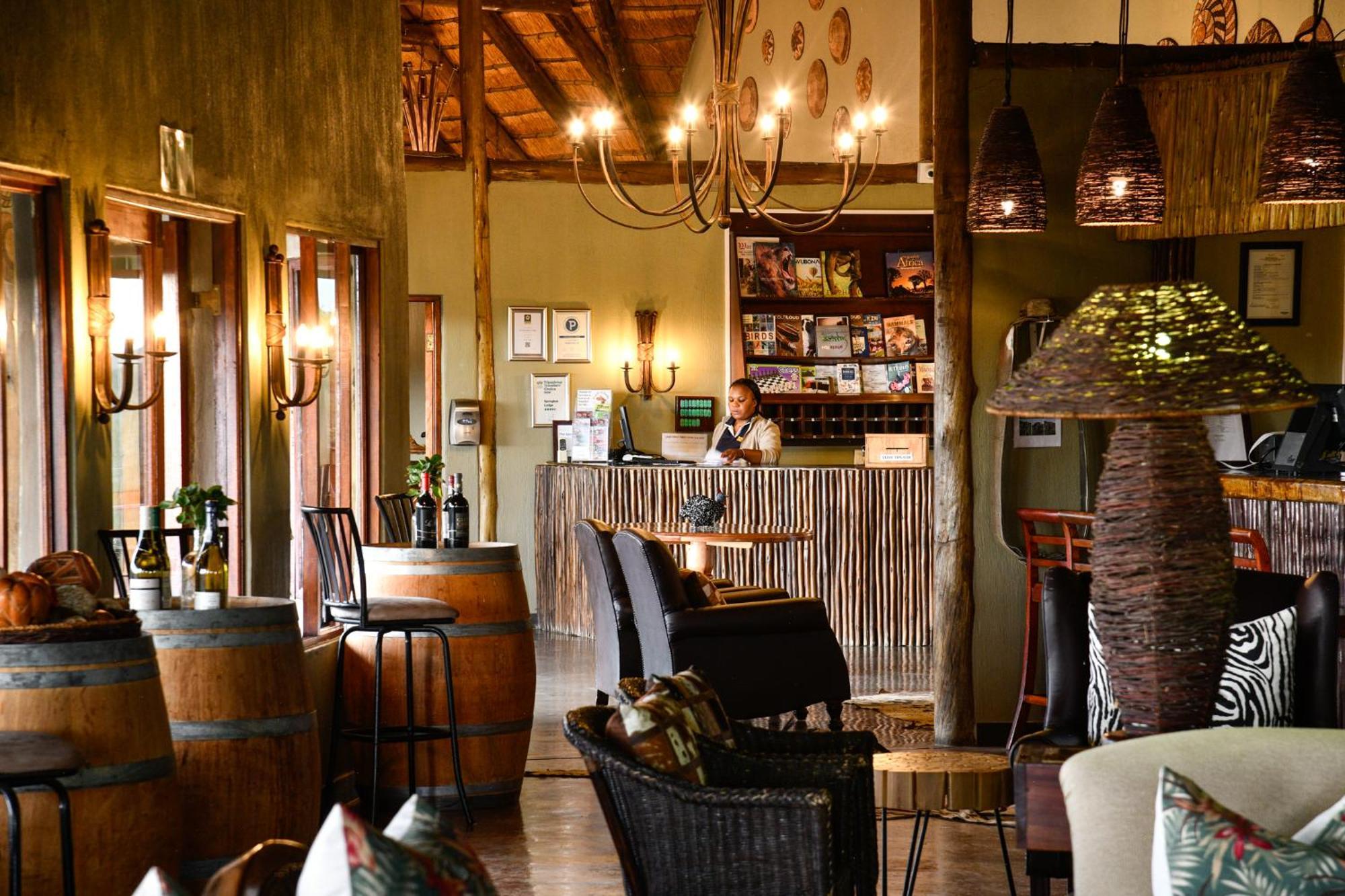 The Springbok Lodge เลดี้สมิธ ภายนอก รูปภาพ
