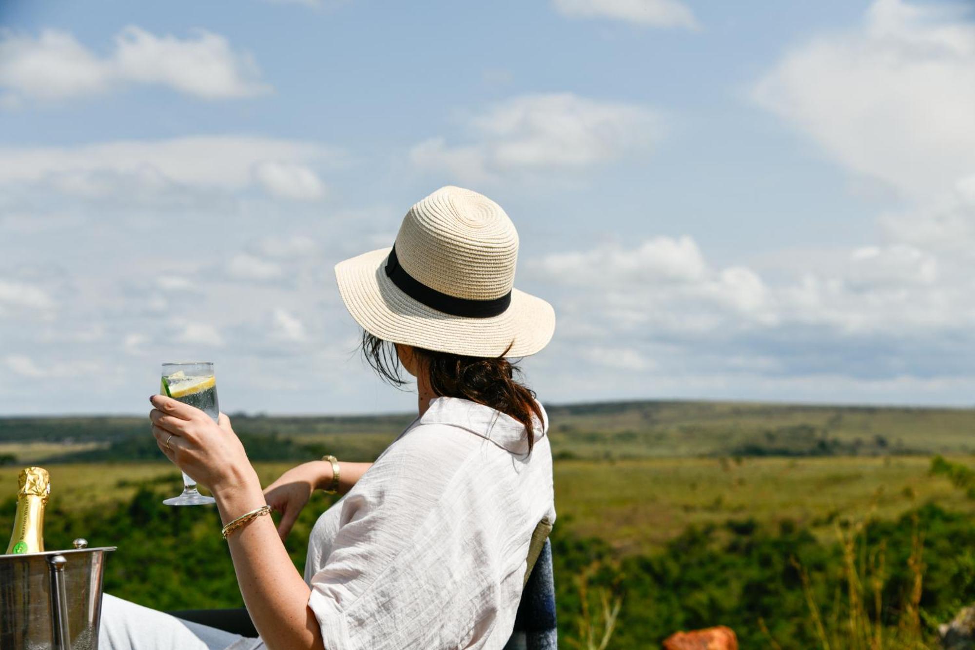 The Springbok Lodge เลดี้สมิธ ภายนอก รูปภาพ